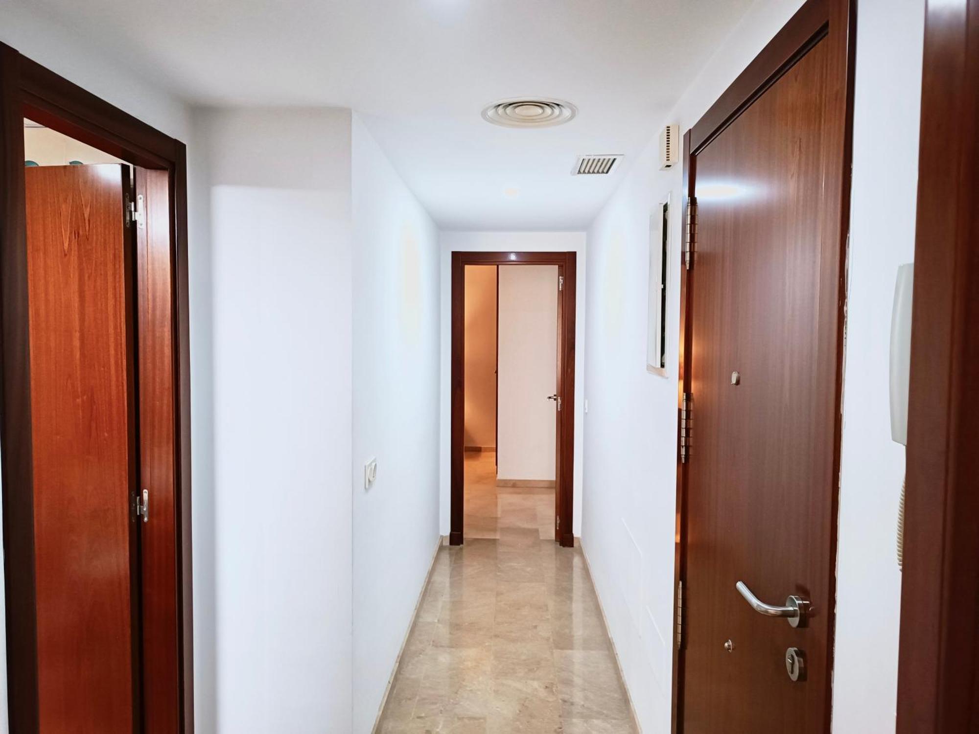 Jac - Wifi, 1 Dormitorio, Terraza, Centro A 150 Metros, Playa 850 Metros